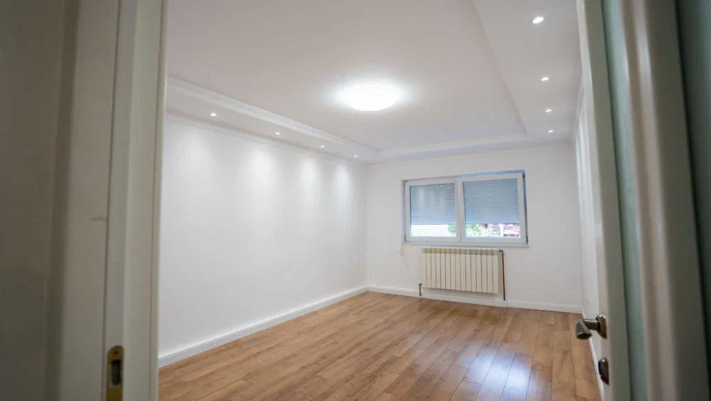 Apartament cu 2 camere decomandate - Cuza Voda 3