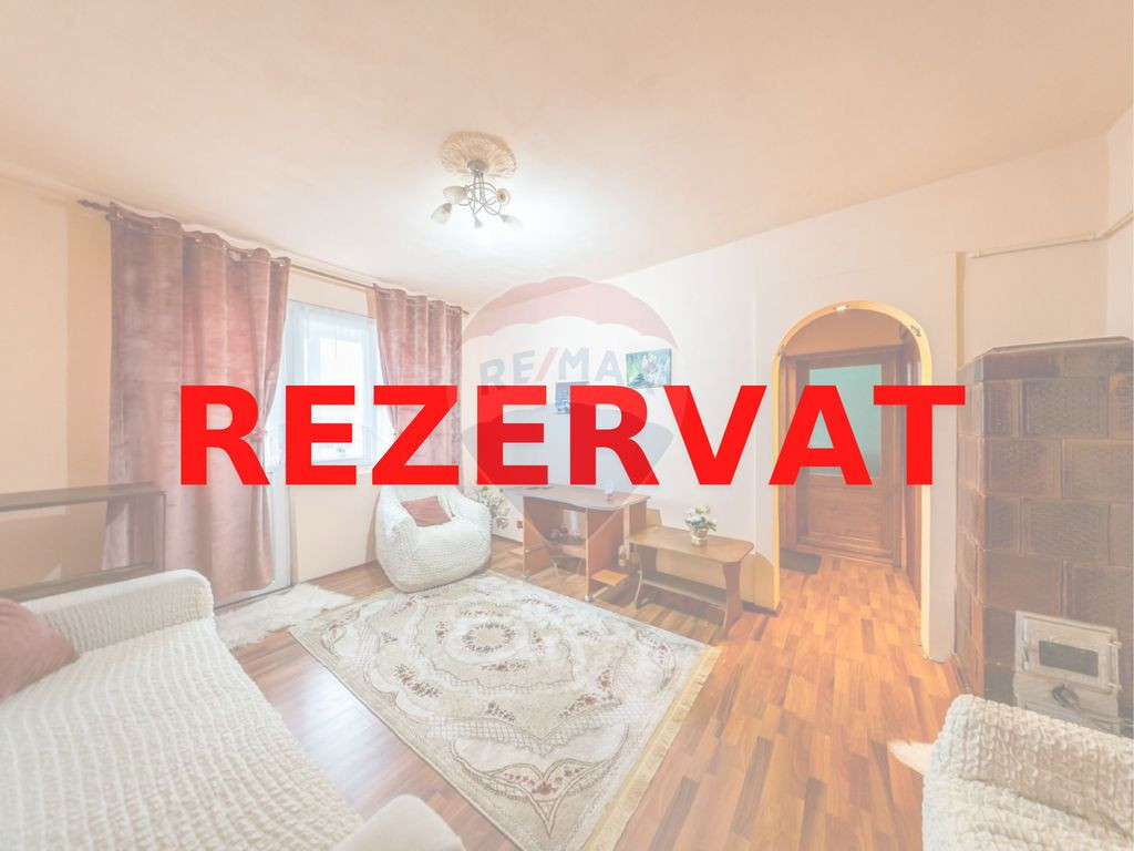 Apartament de vânzare 3 camere Chisineu Cris