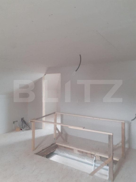 Casa de vacanta in curs de modernizare in Belis, 5 camere, 9