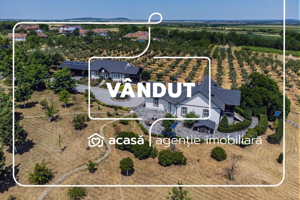 VÂNDUT Visezi la o proprietate unică, plină de istorie...
