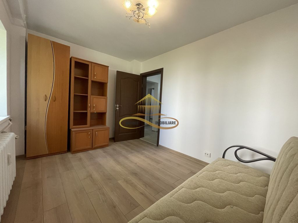 Apartament 3 camere in Bacau zona Narcisa Parter