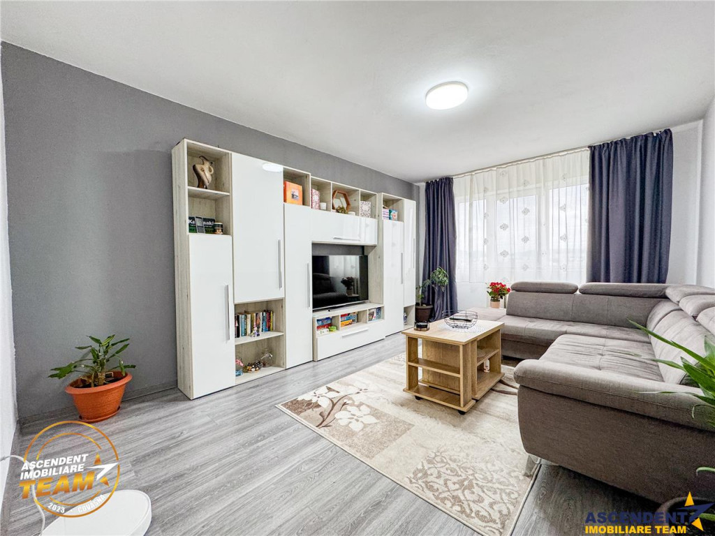 FILM!Apartament 3 camere,decomandat, vedere panoramica,Garii