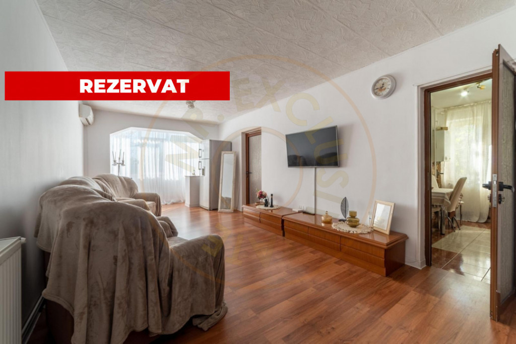 De vanzare- Apartament 3 camere Pitesti-zona Ultracentrala!