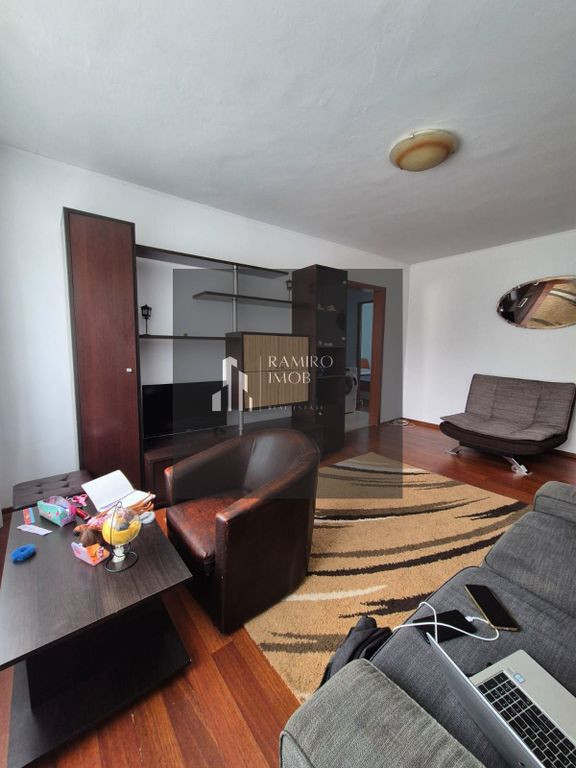 Apartament 3 camere Auchan Titan Ozana