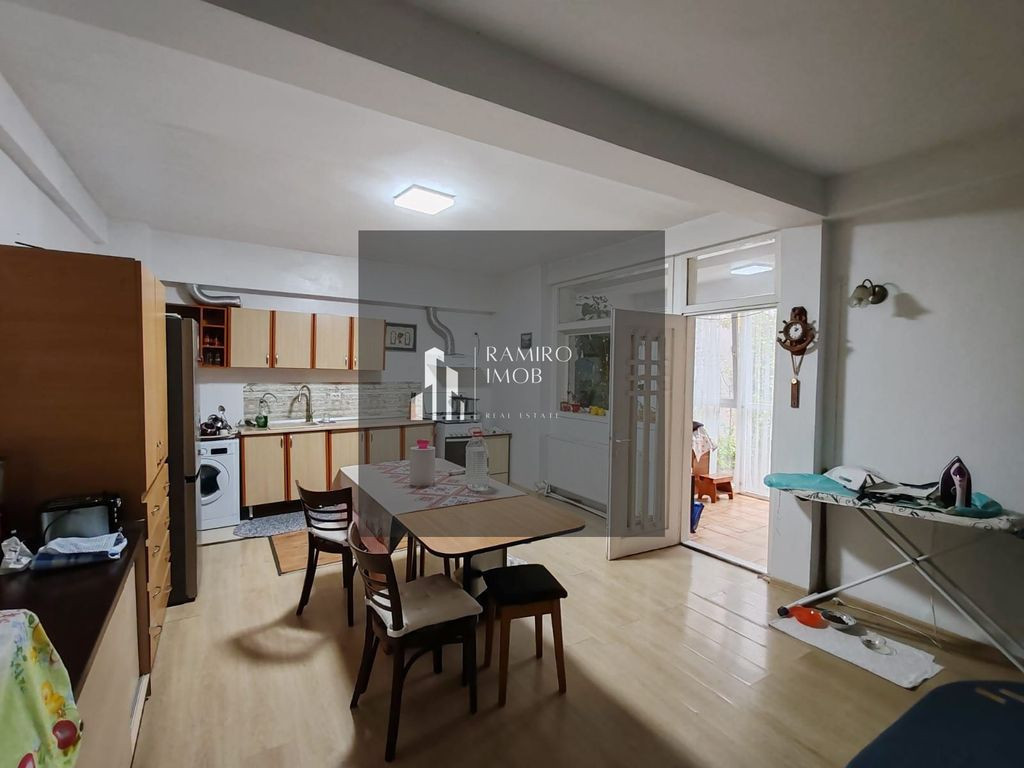 CASA ETAJ 5 CAMERE, BRANCOVEANU, ZONA DE CASE, 0 % COMISION