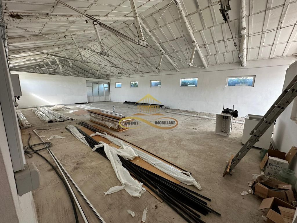 Hala de inchiriat 250 mp si spatiu ideal service AUTO Buh...