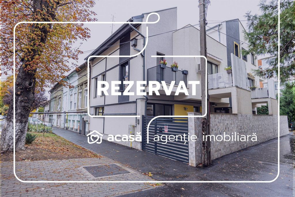 REZERVAT! Apartament nou, ultracentral, cu loc de parcare...