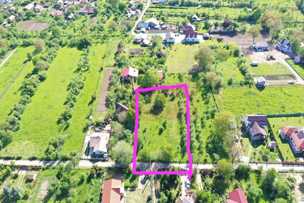 Teren intravilan de vanzare in Brebu (zona foarte linistita)