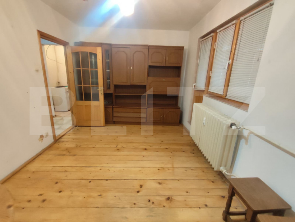 Apartament 3 camere, zona Pacurari