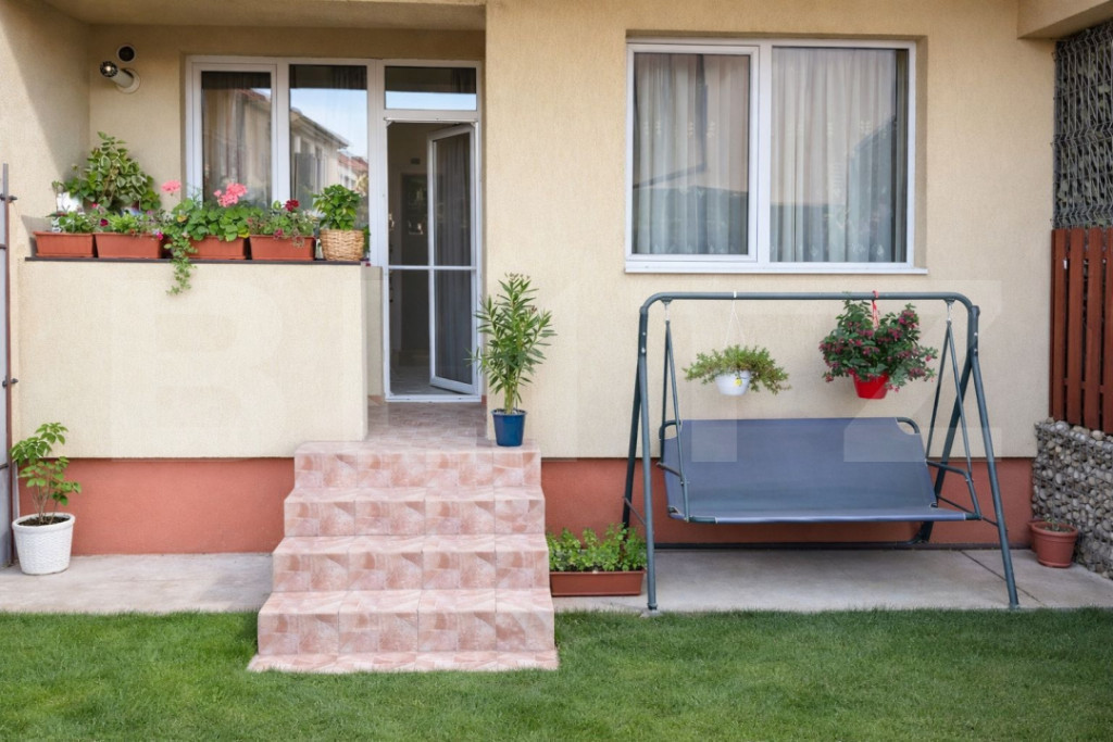 Apartament modern cu grădină mare – 2 camere, Sesu de Su