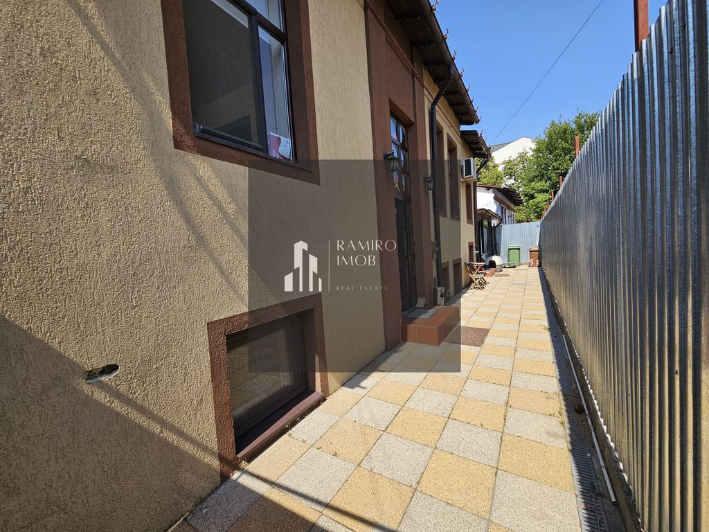 Casa - 103mp utili - Cantemir -5 minute de intrarea metro...