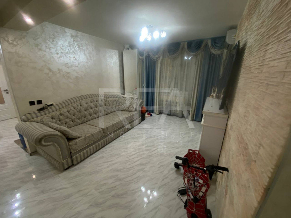 3 Camere-Decomandat- Margeanului