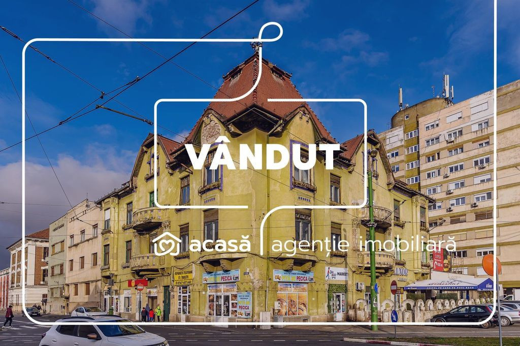 VÂNDUT! Apartament 4 camere, etaj 1, în Palatul Steiner...