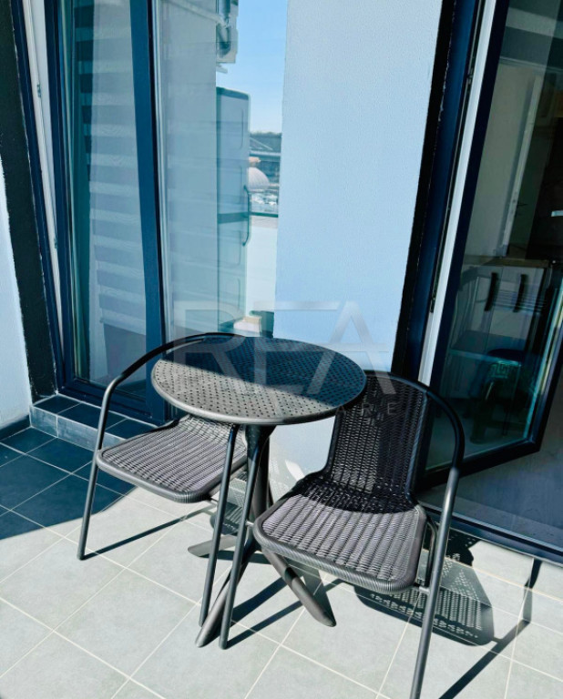 Garsoniera - Otopeni, 1 loc de parcare