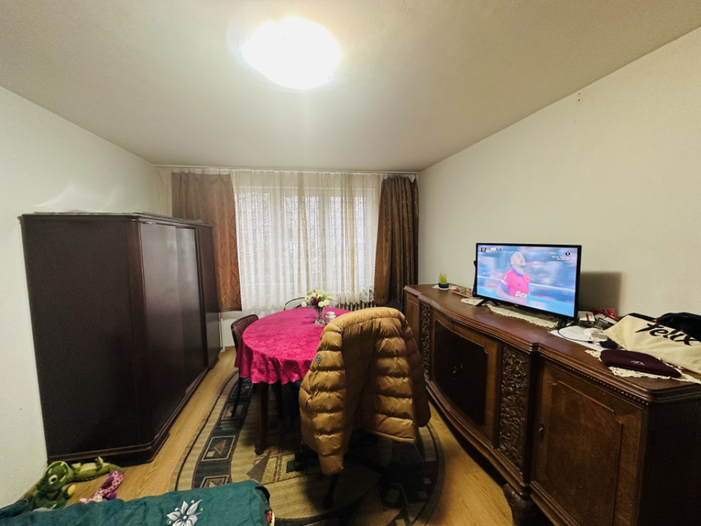 Super Apartament 3 camere, conf 1 sporit, et 1/4, 68 mp, Dru