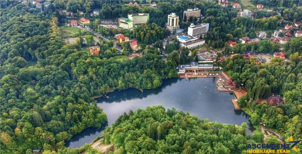 FILM!1.400 mp teren turistic, Sovata: 800m de Lacul Ursu si