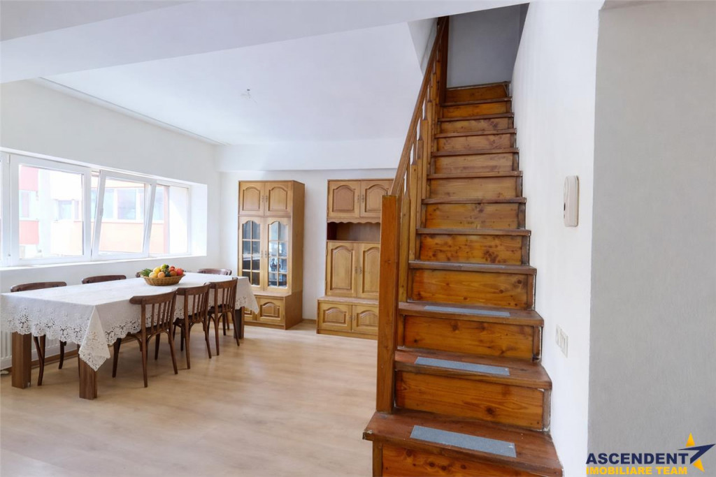 Rezidenta pe doua nivele, cu 3 camere, eficenta energetic, G