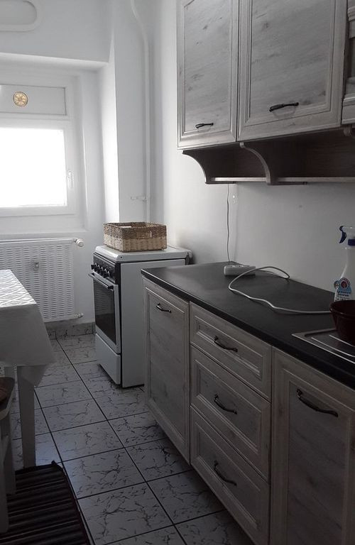 Nerva Traian-Mircea Voda-metrou Timpuri Noi