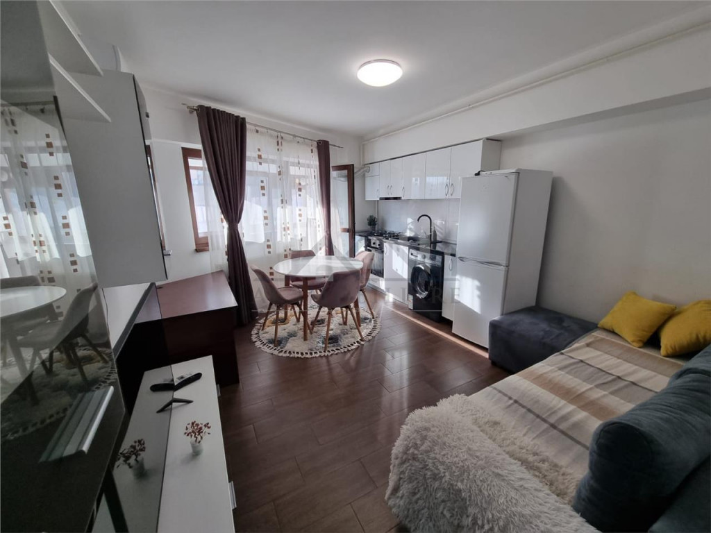 Apartament cu 2 camere de inchiriat