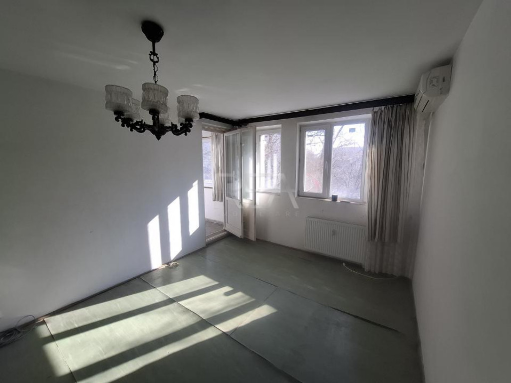 2 camere, 3/10, 51 mp, anvelopat-zona Gorjului