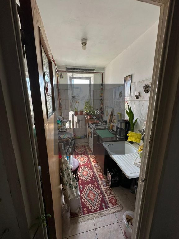 Apartament 2 camere decomandat+parcare subterană+boxă, P-ța Progresul