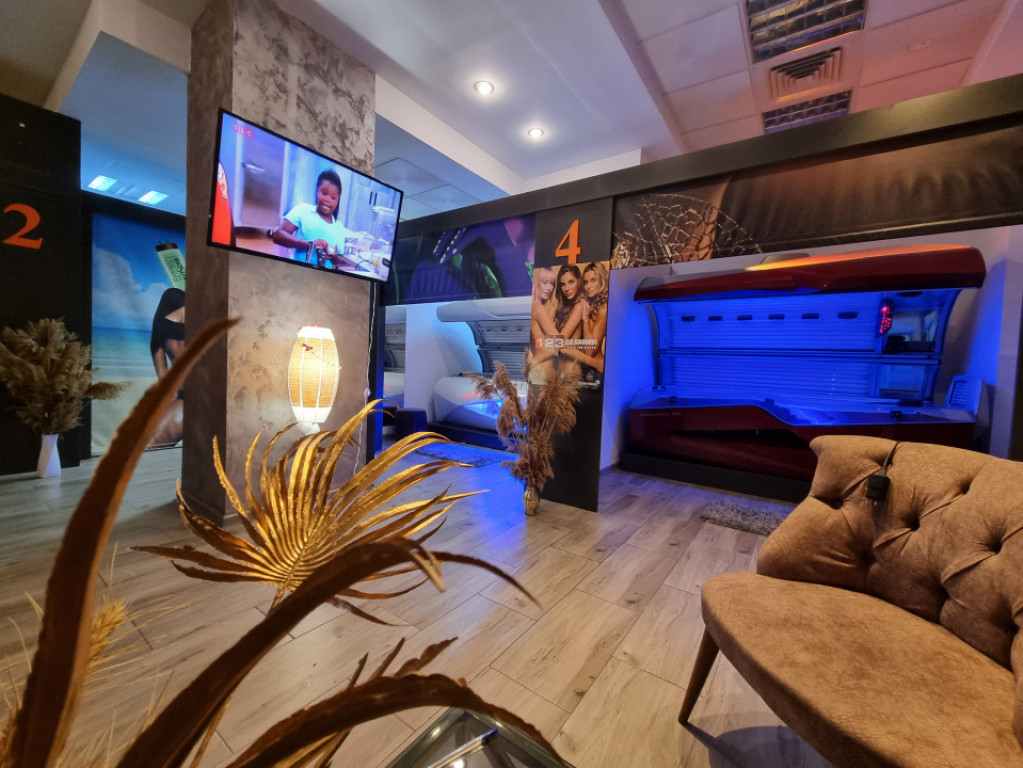 Afacere la cheie- salon modern beauty- vizibil stradal- zon?