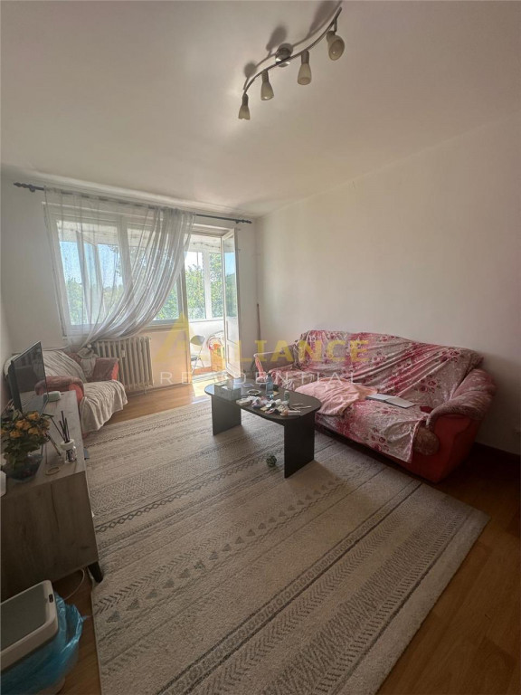 Brancoveanu, Sector 4 Apartament 3 Camere