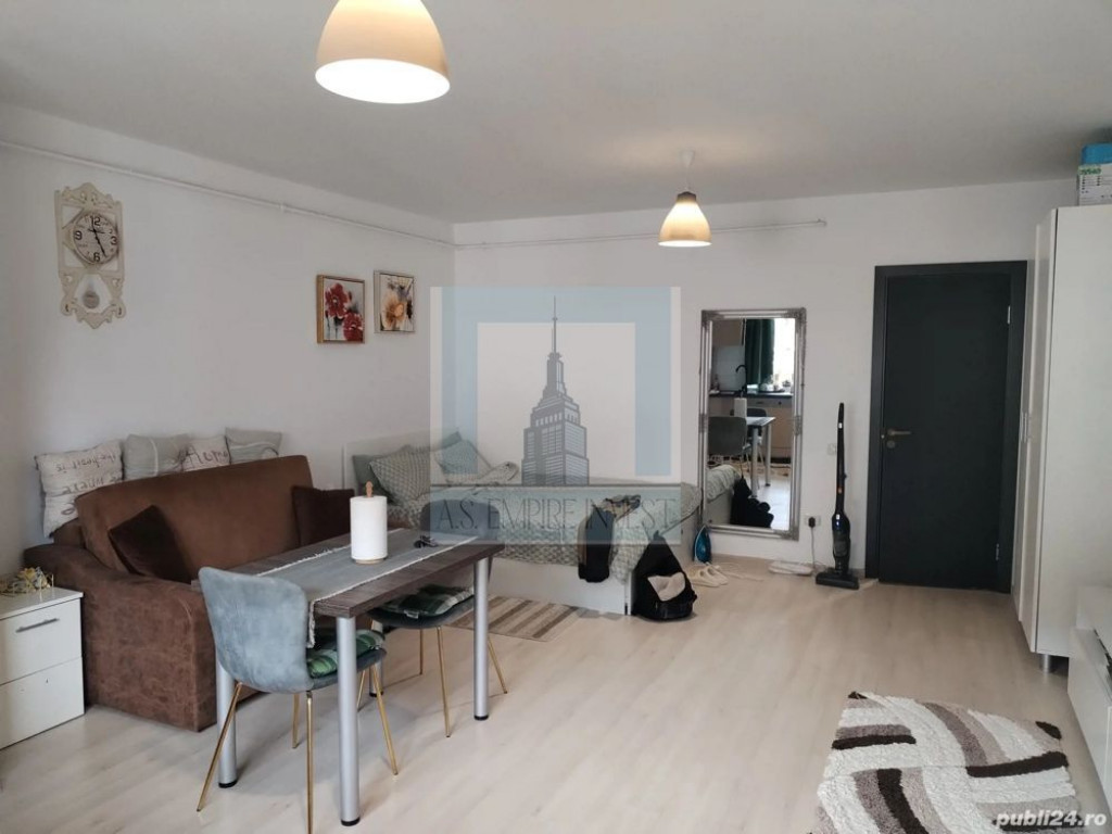 De vanzare garsoniera/ Sanpetru