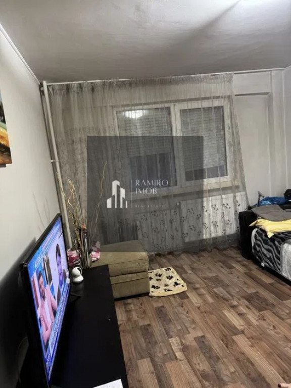 2 Camere Bulevardul Brancoveanu/ Loc de parcare