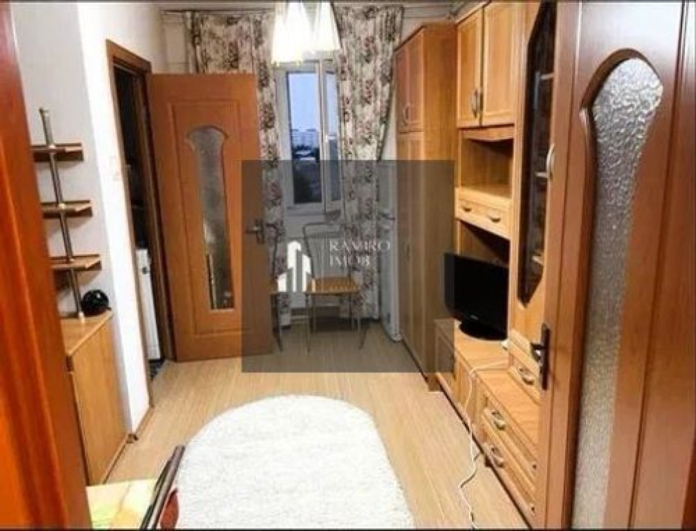 Garsonieră zona Titan