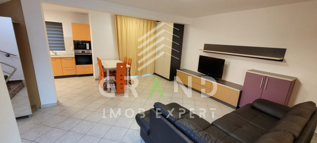 Duplex de închiriat | 4 camere | 98 mp utili | 2 parcări |