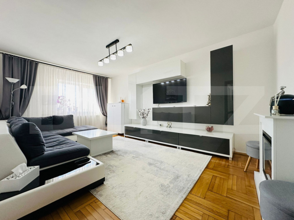 Apartament cu 3 camere decomandat, 70mp, boxa si loc de parc