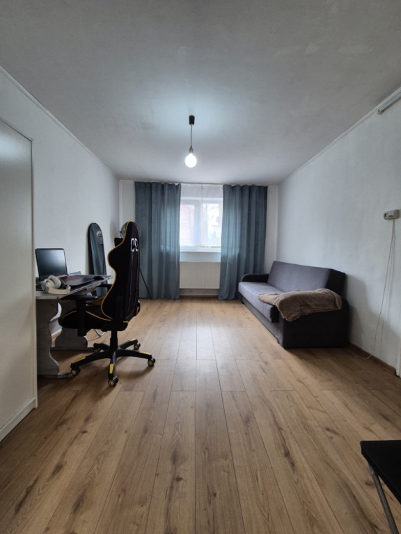 Garsonieră 33 mp, boxă + parcare – Avantgarden 2, Brașov