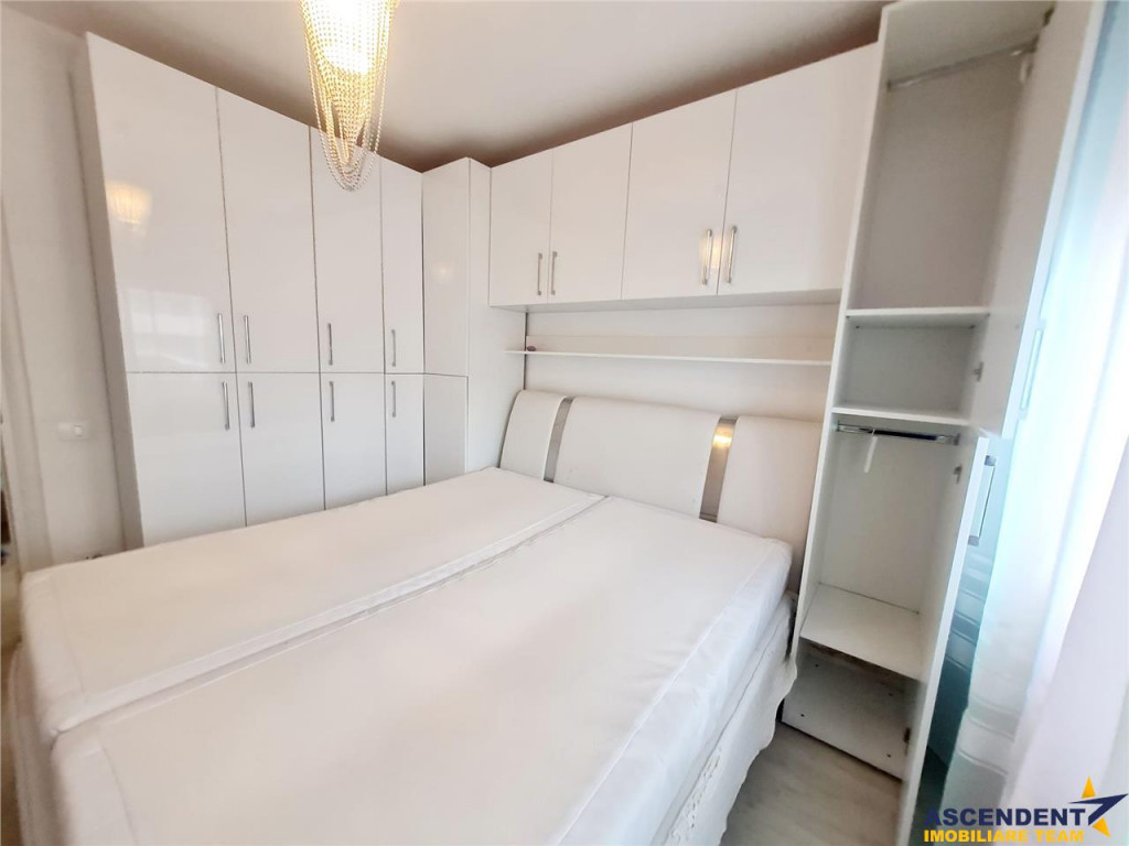 Rezidenta cu loc parcare si curte proprie 70 mp, Ghimbav, Br