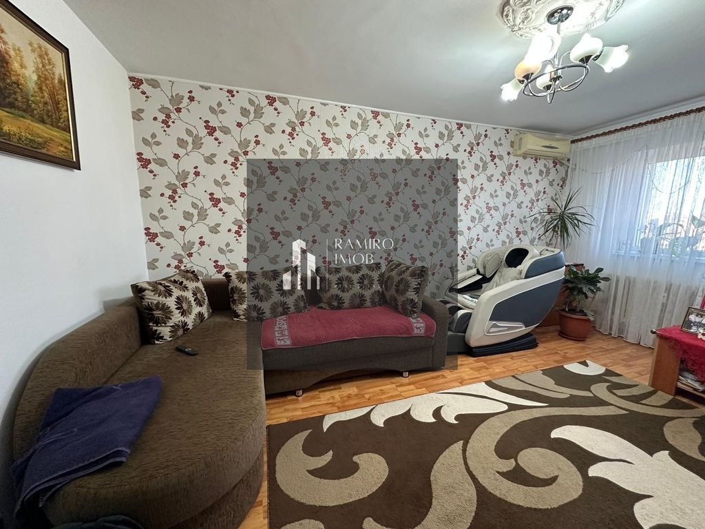 3 Camere - 70 mp si Boxa - Metrou 1 Decembrie la 5 Minute