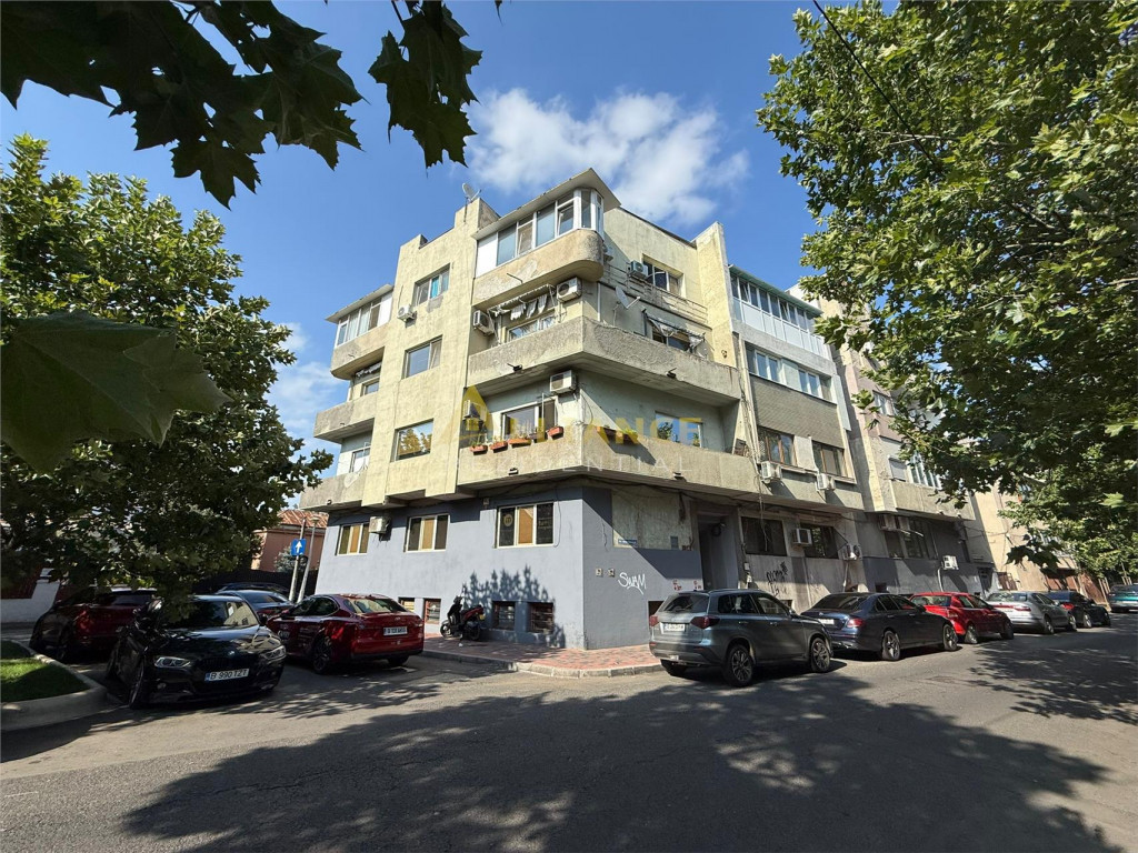 Apartament 2 camere gata de mutare , metrou Piata Unirii, zo