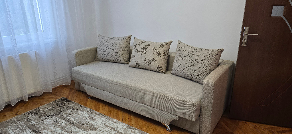 Inchiriez apartament 2 camere