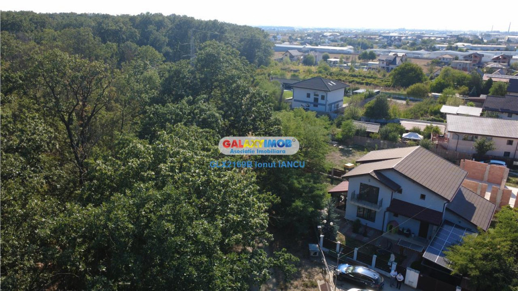 Vila cu garaj Padurea Pantelimon - 4 camere