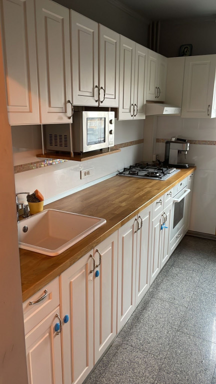 Inchiriez apartament 2 camere zona Parc Sebastian