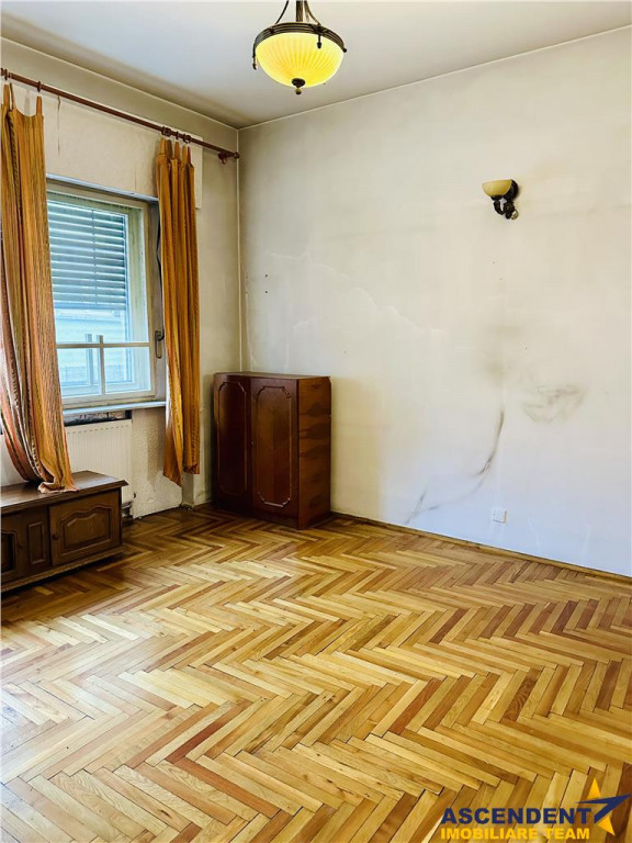 Locatie deosebita, facilitati, Central, Brasov