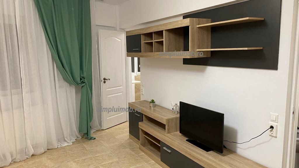 Garsoniera Dristor 30 mp anul 1984 metrou 5 minute