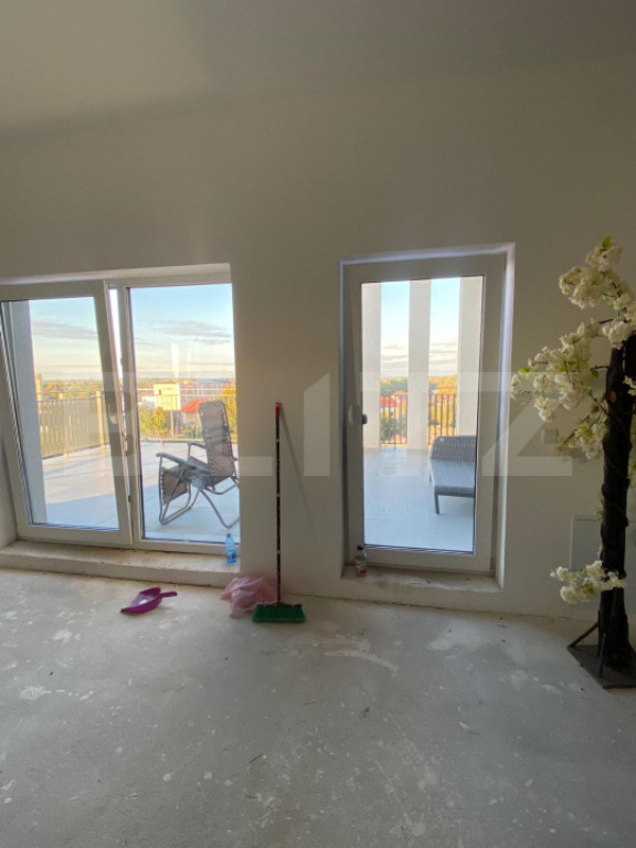 Penthouse semifinisat de vanzare, 86 mp, zona Botizului Satu