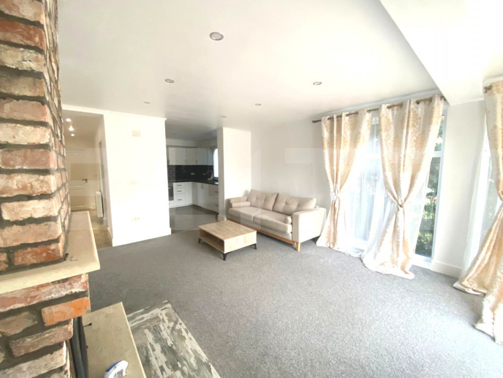 Jumatate de duplex, 120 mp utili, Zona Ciarda Rosie