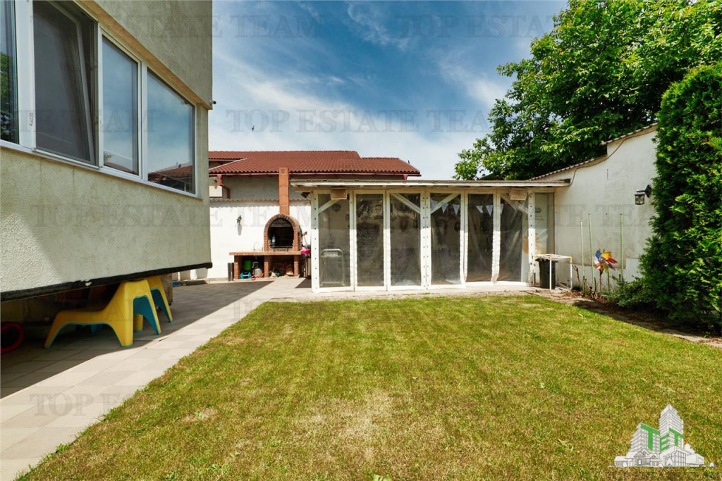 Vila mobilata si utilata cu tehnologie SMART in localitatea