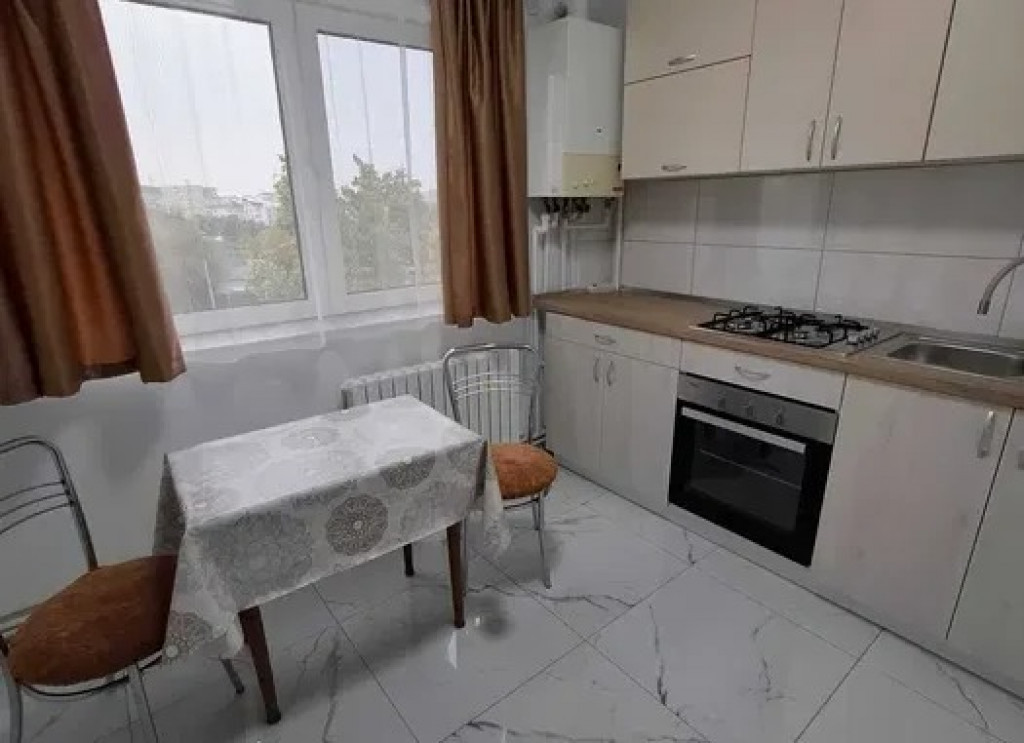 Apartament 1 camera D, in Gara,