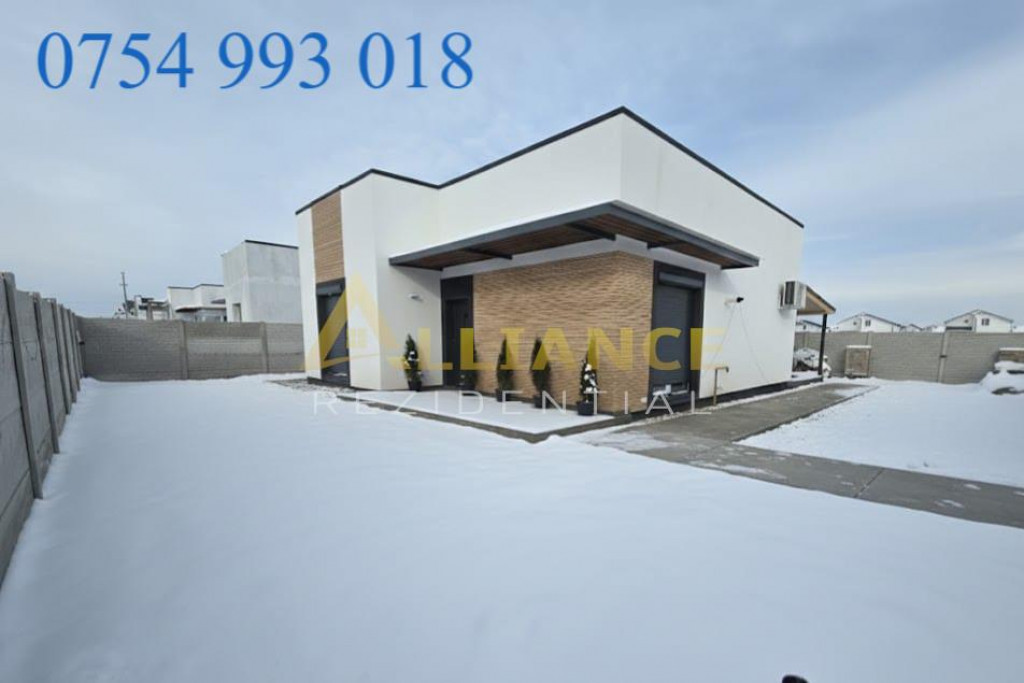 Casa stil mediteranean (zona de intrare in Comuna)