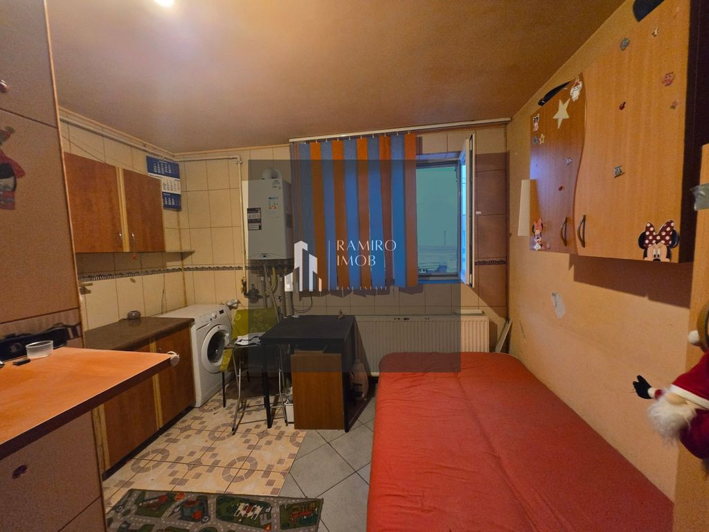 Garsoniera dubla 30mp centrala -Auchan Titan, Bd. 1 Decem...