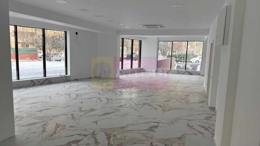 Inchiriere spatiu comercial,Petre Ispirescu bloc nou, pri...