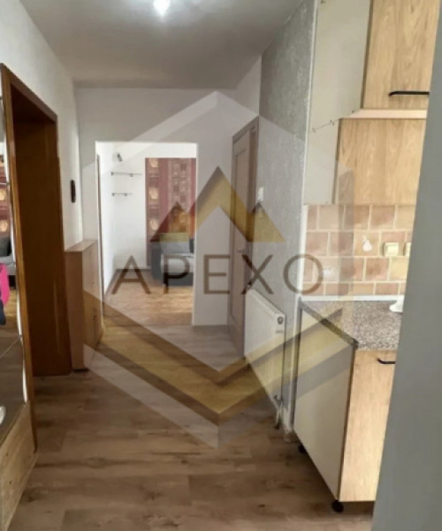 Apartament 3 camere Tractorul