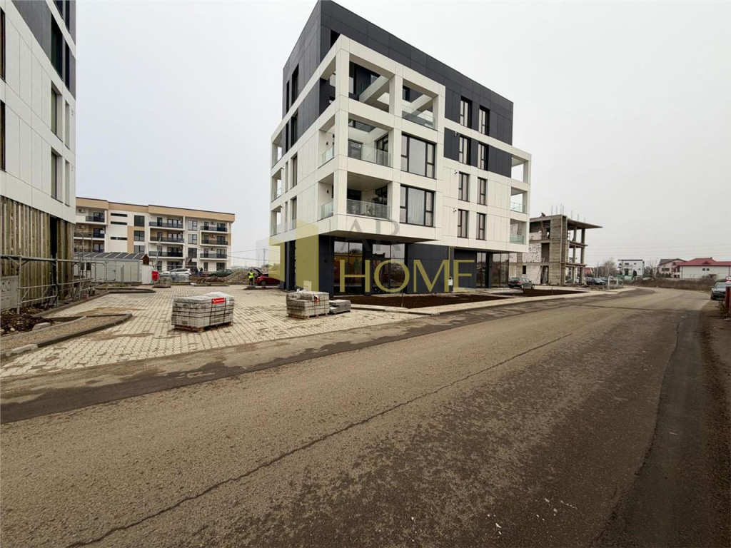 Spatiu comercial parter de bloc, Ploiesti, Albert.